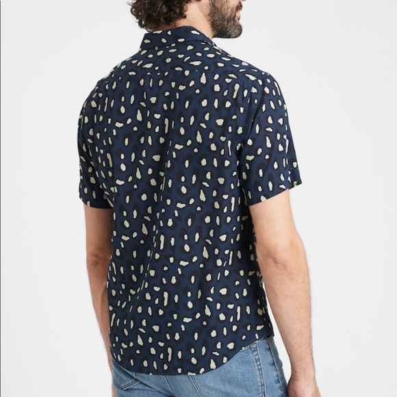 NWT Banana Republic Slim Short Sleeve Shirt - Picture 3 of 8